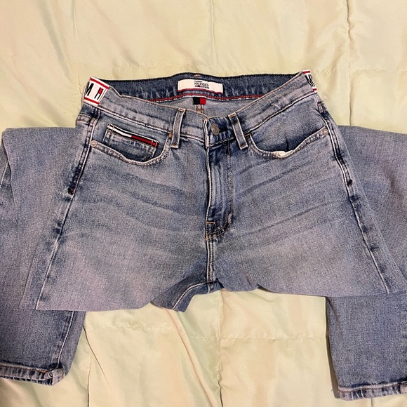 Jeans - Picture 1 of 3